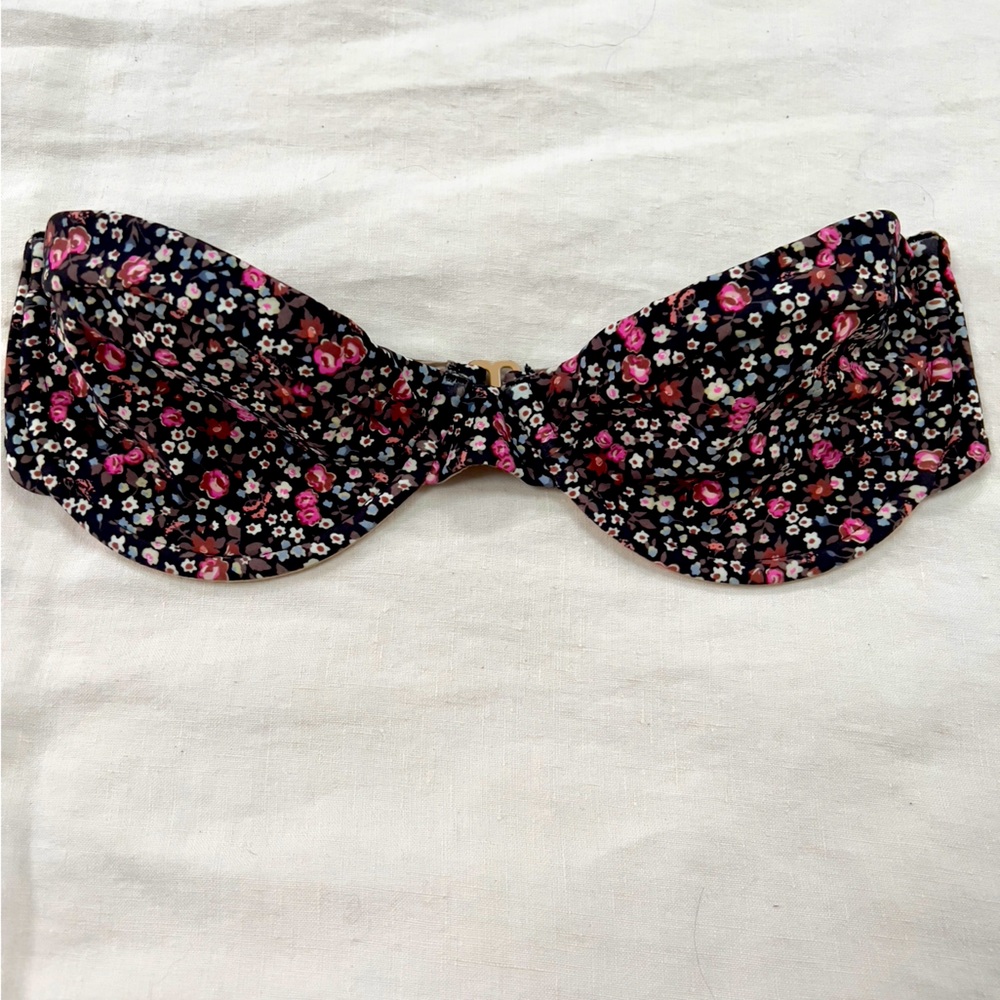 Acacia Swimwear Rose Top Bandeau Small